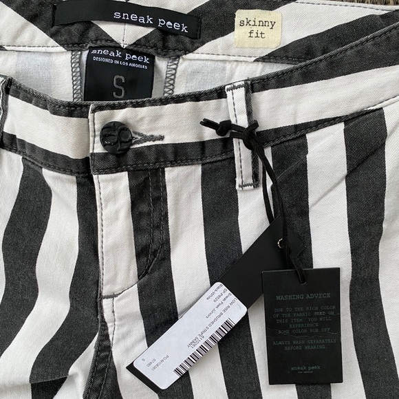 Sneak peek striped pants - Picture 7 of 10